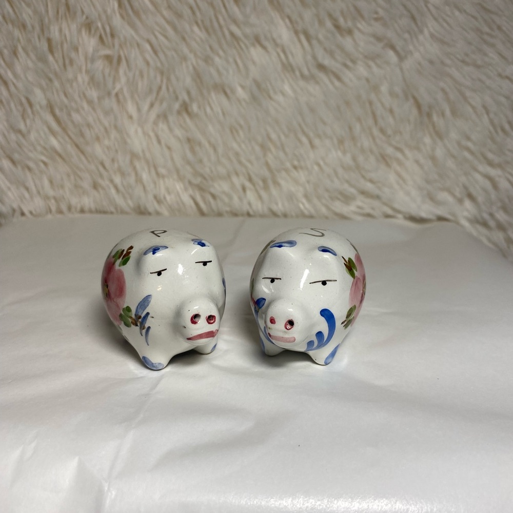 Vintage salt and pepper shakers